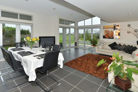 Photo of property in 27 Key West Drive, One Tree Point, 0118