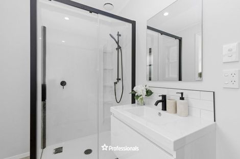 Photo of property in 179 Stokes Valley Road, Stokes Valley, Lower Hutt, 5019