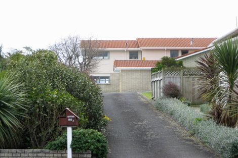 Photo of property in 26 Birdwood Avenue, Moturoa, New Plymouth, 4310