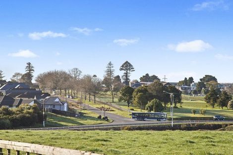 Photo of property in 786 Paerata Road, Paerata, Drury, 2676