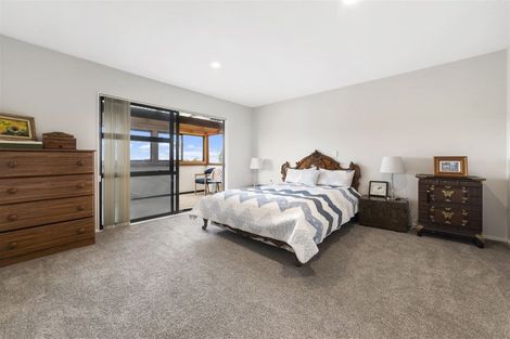 Photo of property in 181 Carlisle Road, Northcross, Auckland, 0632