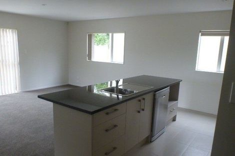 Photo of property in 22 Popokatea Drive, Takanini, 2112