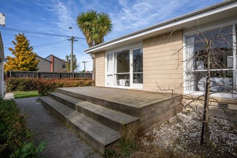 Photo of property in 2/57 Edward Avenue, Edgeware, Christchurch, 8013