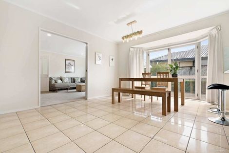 Photo of property in 3/9 Dunn Place, Farm Cove, Auckland, 2010