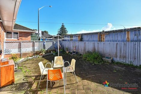Photo of property in 2/24 Miles Avenue, Papatoetoe, Auckland, 2025