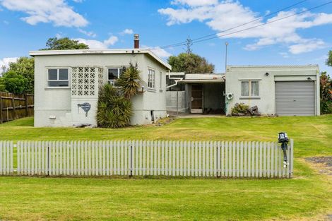 Photo of property in 4 Bayly Street, Baylys Beach, Dargaville, 0377
