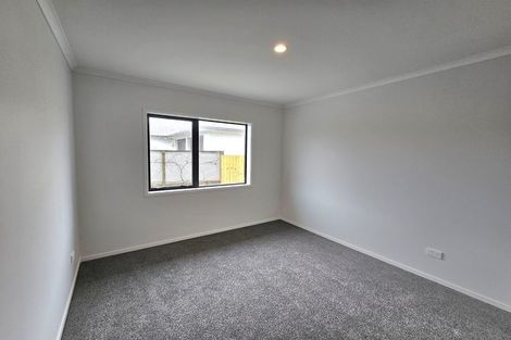 Photo of property in 43a South Road, Blagdon, New Plymouth, 4310