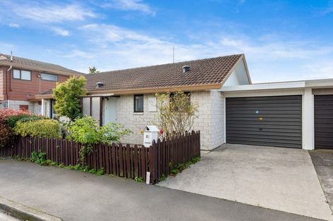 Photo of property in 21 Inglis Street, Phillipstown, Christchurch, 8011