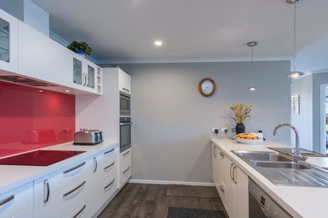 Photo of property in 10 Kakariki Lane, Motueka, 7120