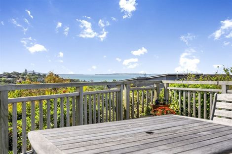 Photo of property in 100a Mellons Bay Road, Mellons Bay, Auckland, 2014