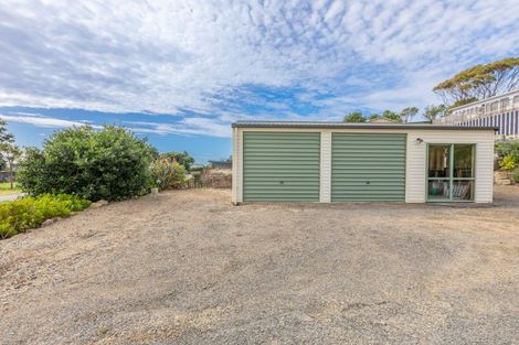 Photo of property in 12 Beach Road, Porangahau, 4293