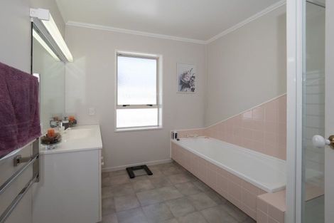 Photo of property in 27 Nursery Drive, Tinwald, Ashburton, 7700