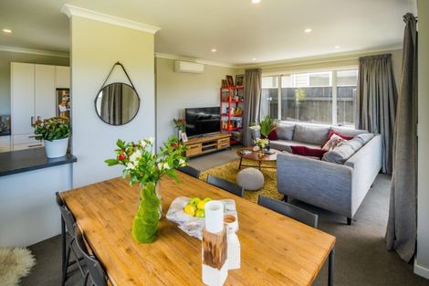 Photo of property in 15 Monowai Road, Johnsonville, Wellington, 6037