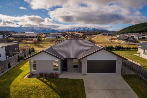 Photo of property in 5 Sunnyside Lane, Wanaka, 9305