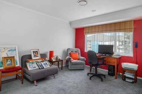 Photo of property in 1 Kasey Josh Place, Katikati, 3129