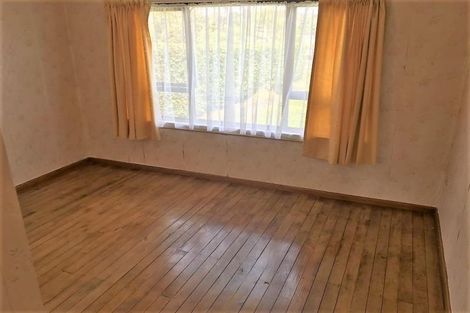 Photo of property in 52 Matipo Road, Te Atatu Peninsula, Auckland, 0610