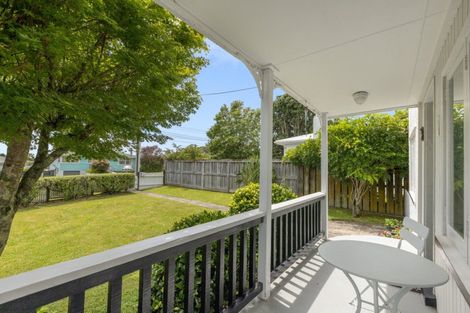 Photo of property in 32 Bellevue Road, Brookfield, Tauranga, 3110