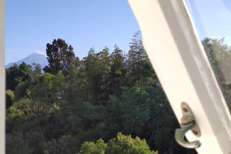 Photo of property in 20 Victoria Road, New Plymouth, 4310