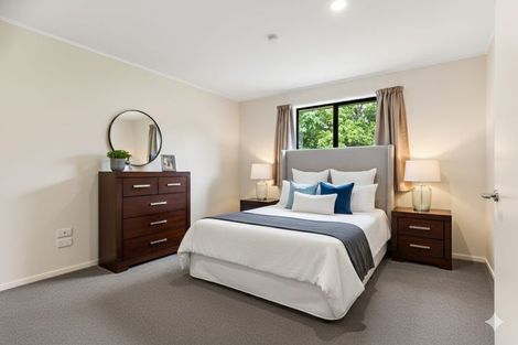 Photo of property in 14 Dovey Place, Massey, Auckland, 0614