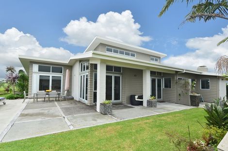 Photo of property in 27 Key West Drive, One Tree Point, 0118