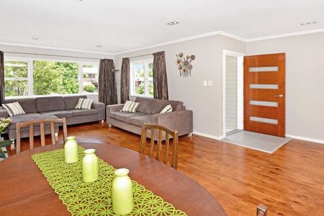 Photo of property in 56 Saffron Street, Birkdale, Auckland, 0626