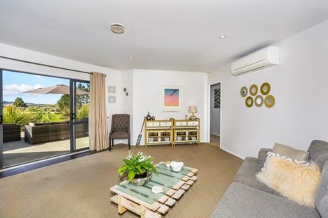 Photo of property in 107 Butcher Road, Pukekohe, 2120