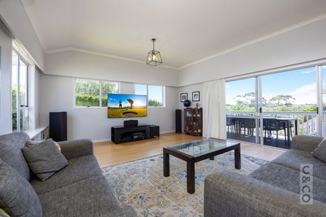 Photo of property in 83 Mount Albion Rise, Taupaki, Henderson, 0782