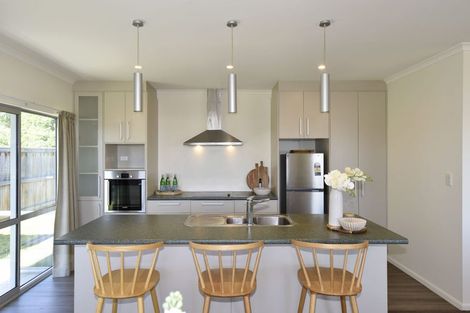 Photo of property in 5 Main Road, Redcliffs, Christchurch, 8081