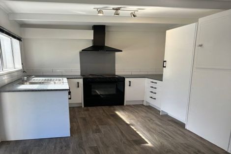 Photo of property in 2/21 Takanini Road, Takanini, 2112