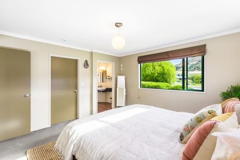 Photo of property in 24 Whitby Street, Clyde, 9330