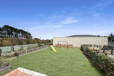Photo of property in 12/12a Forest Road, Waitarere Beach, Levin, 5510