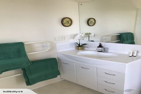 Photo of property in 6 Saint Hill Lane, Havelock North, 4130