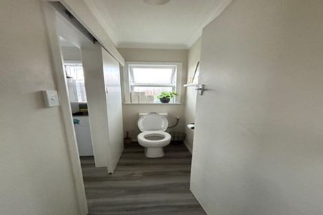 Photo of property in 2 Selwyn Street, Levin, 5510