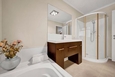 Photo of property in 7 Manuka Place, Whalers Gate, New Plymouth, 4310