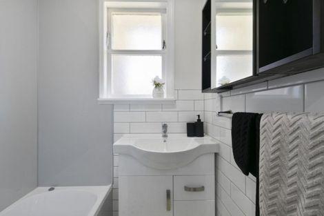 Photo of property in 80 Reynolds Street, Taita, Lower Hutt, 5011