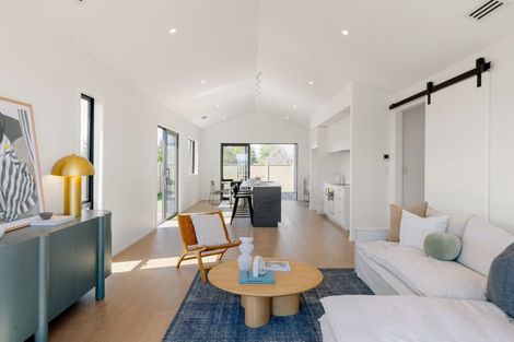 Photo of property in 38 Hugo Shaw Drive, Cambridge, 3434