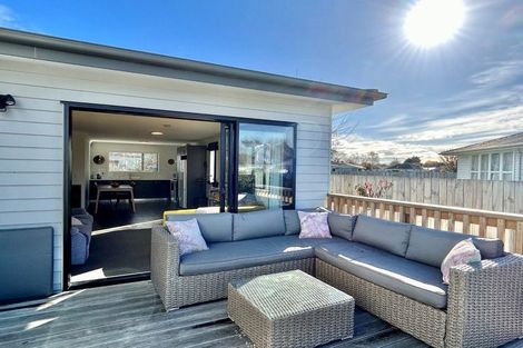 Photo of property in 76 Geddis Avenue, Maraenui, Napier, 4110