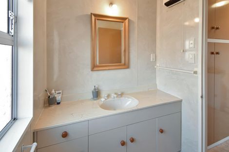 Photo of property in 4 Benmore Place, Omarama, 9412