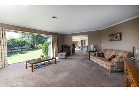 Photo of property in 200 High Street, Waimate, 7924