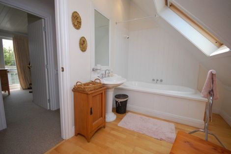 Photo of property in 68 Matuku Street, Two Mile Bay, Taupo, 3330