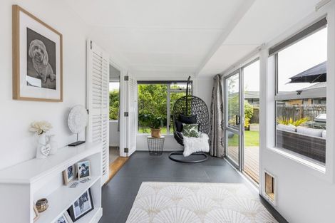 Photo of property in 16 Laurent Place, Greenmeadows, Napier, 4112