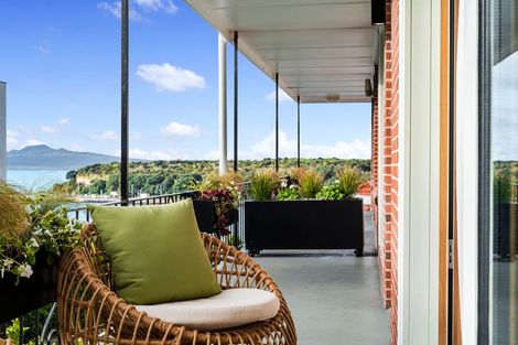 Photo of property in 3/29 Paritai Drive, Orakei, Auckland, 1071