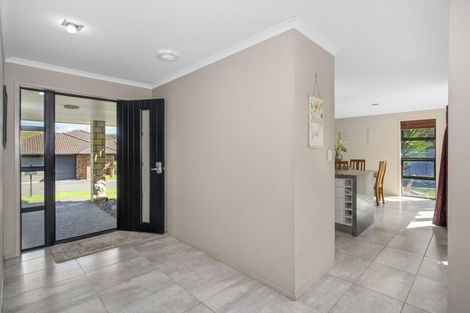 Photo of property in 6 Gina Way, Welcome Bay, Tauranga, 3112