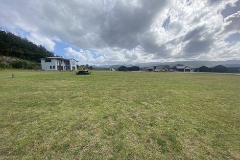 Photo of property in 5 Ian Hopper Way, Pauanui, 3579