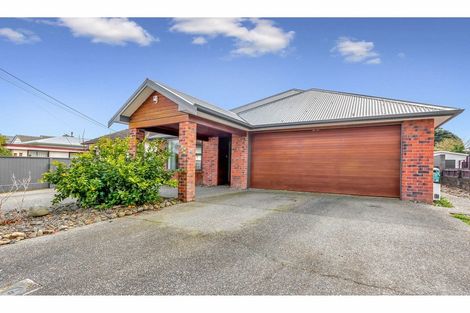 Photo of property in 27 Trinity Avenue, Epuni, Lower Hutt, 5011