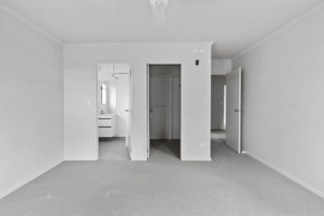 Photo of property in 5 Holcroft Place, Huntington, Hamilton, 3210