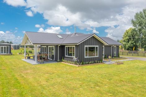 Photo of property in 96 Lindsay Road, Waipukurau, 4283