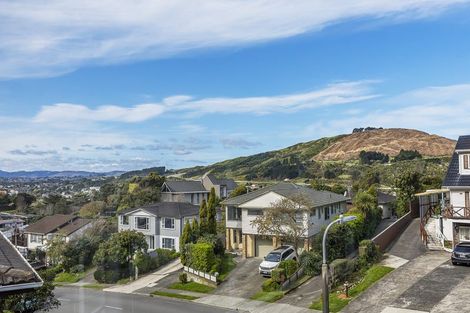 Photo of property in 34 Fyvie Avenue, Tawa, Wellington, 5028