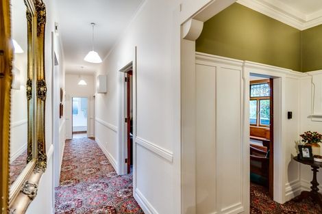 Photo of property in 210 Davis Street, Saint Leonards, Hastings, 4120