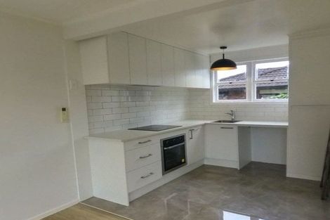 Photo of property in 9/3 Picton Street, Howick, Auckland, 2014